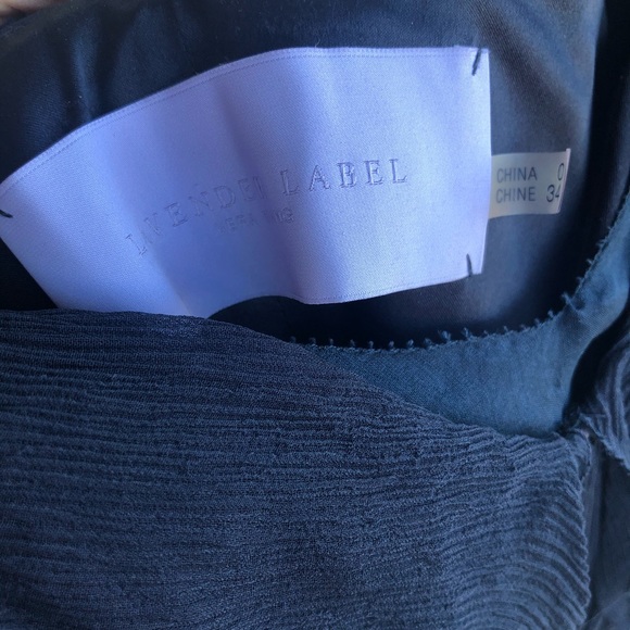 Dress - Picture 3 of 4